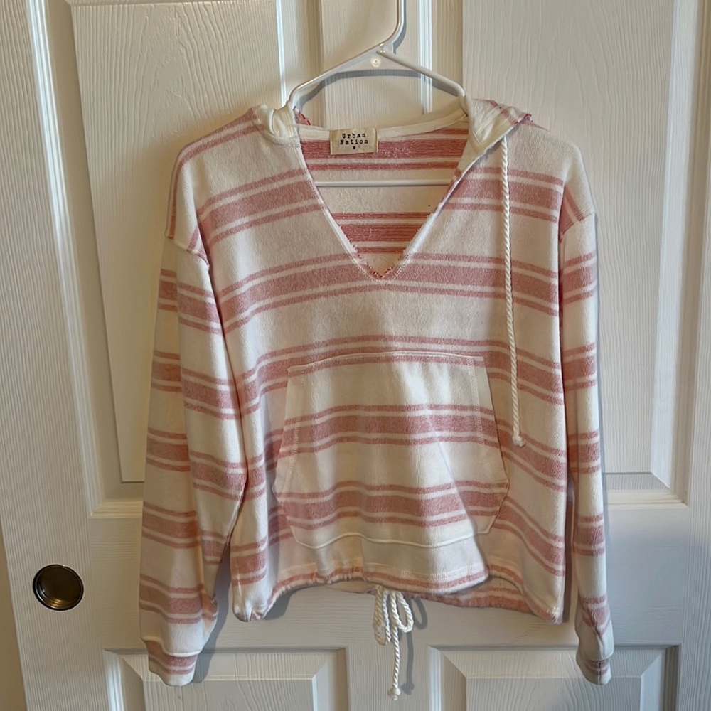 NWOT Pulliver hoodie